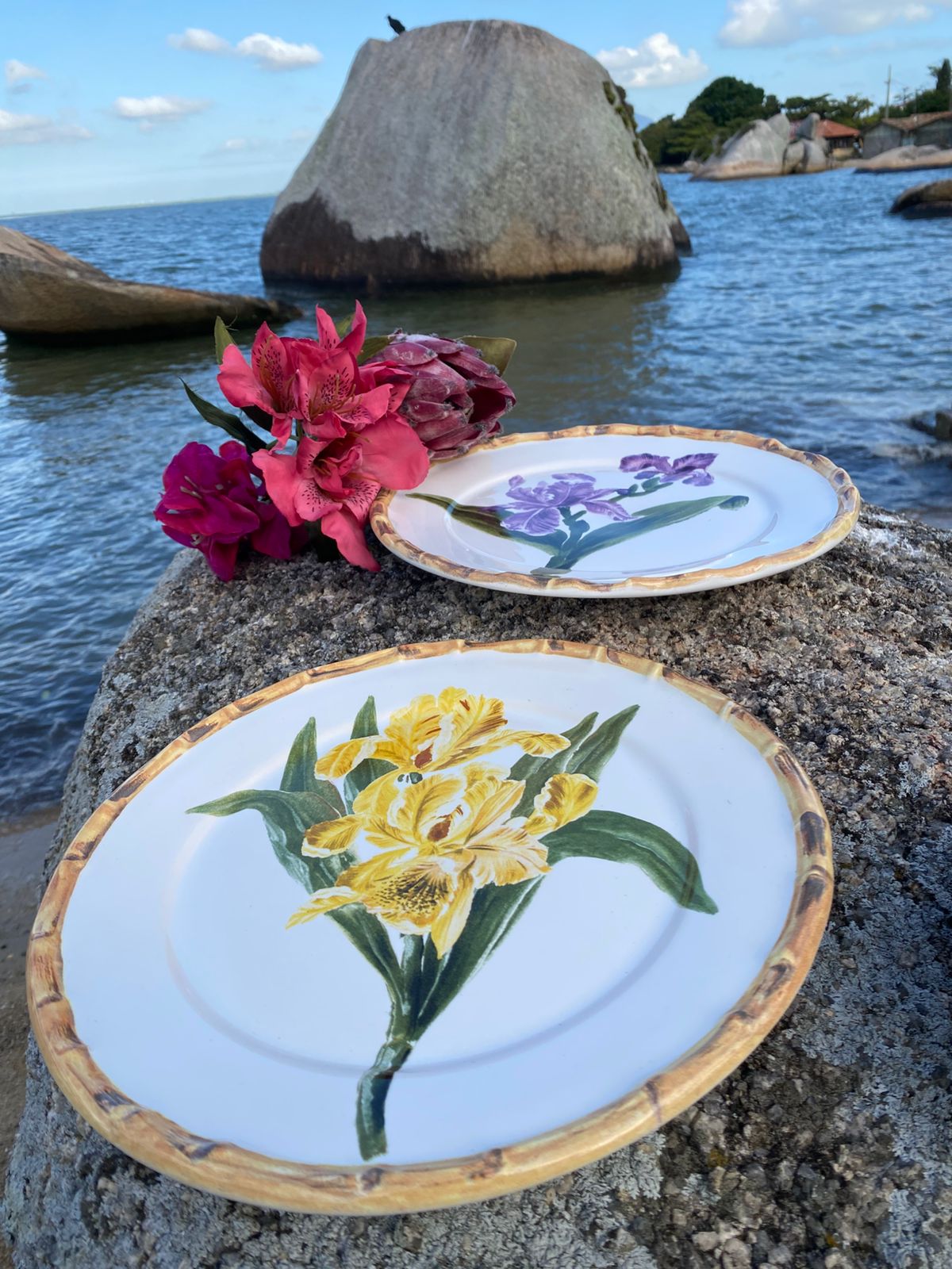Prato de Sobremesa em Porcelana Orquídea Amarela e Lilás com 8