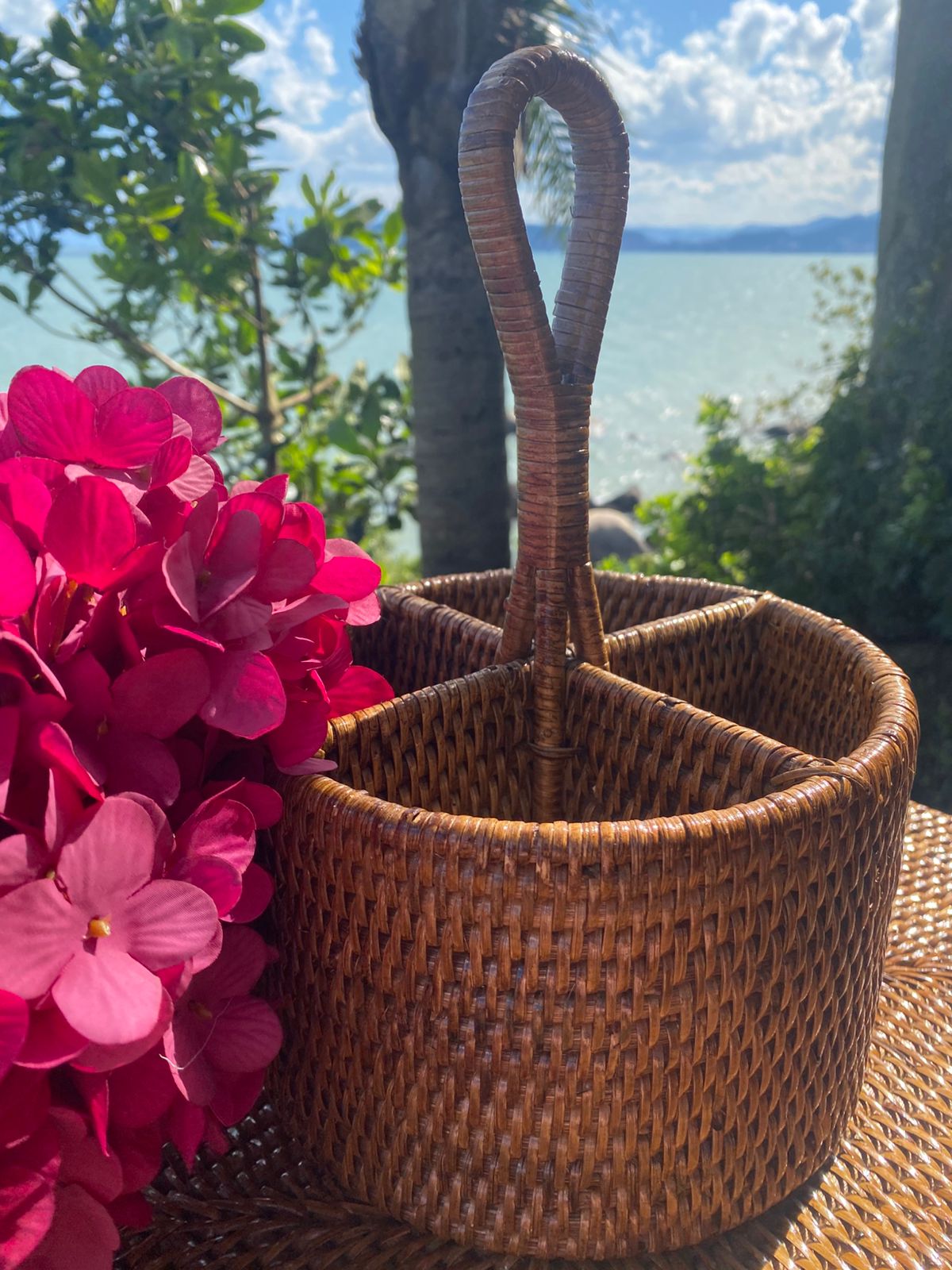Porta Talher/Temperos em Rattan Redondo