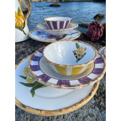 Prato de Sobremesa em Porcelana Orquídea Amarela e Lilás com 8